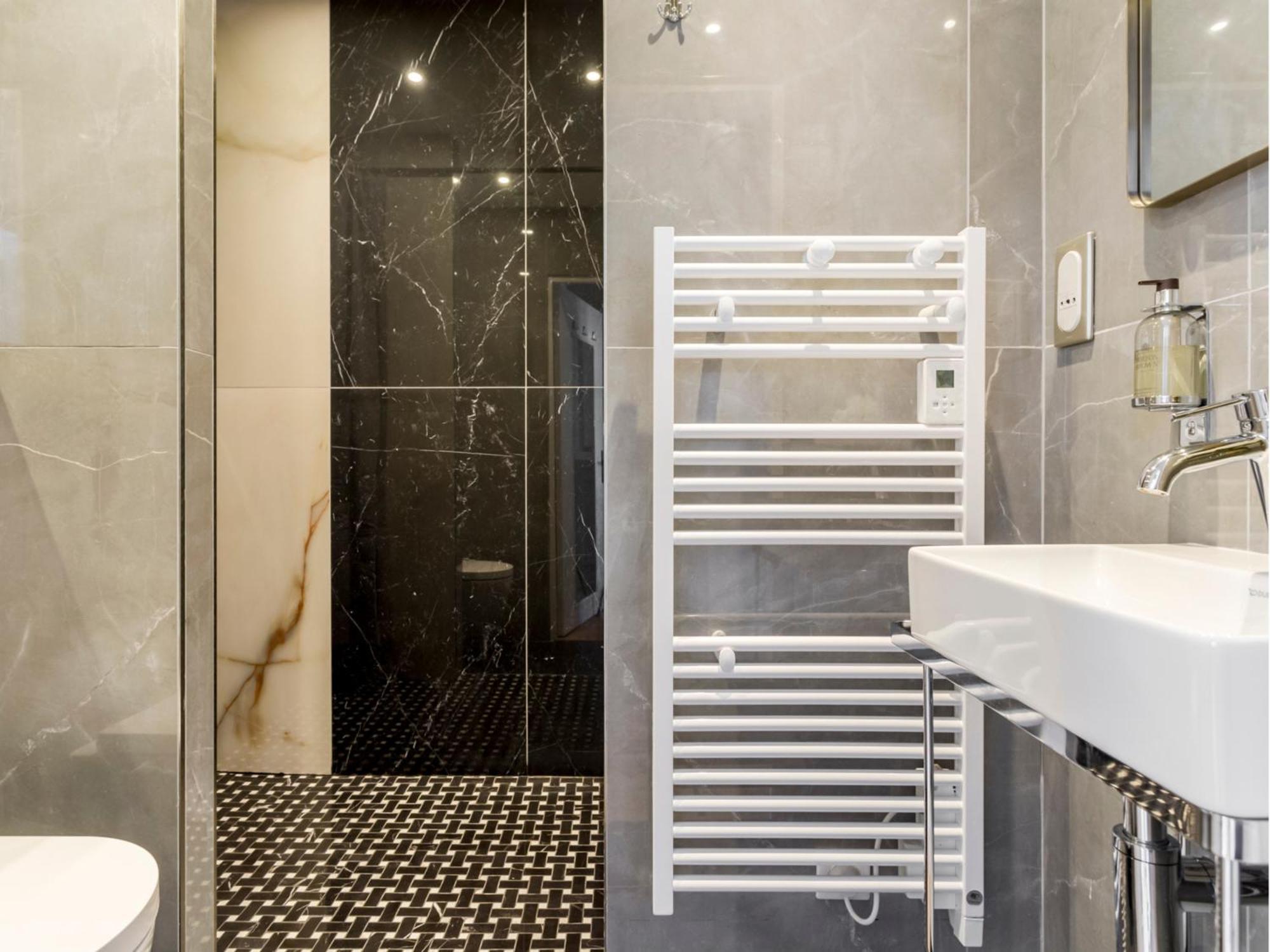 Merveil - Luxury Suite -Champselysees- Florentin I Parijs Buitenkant foto